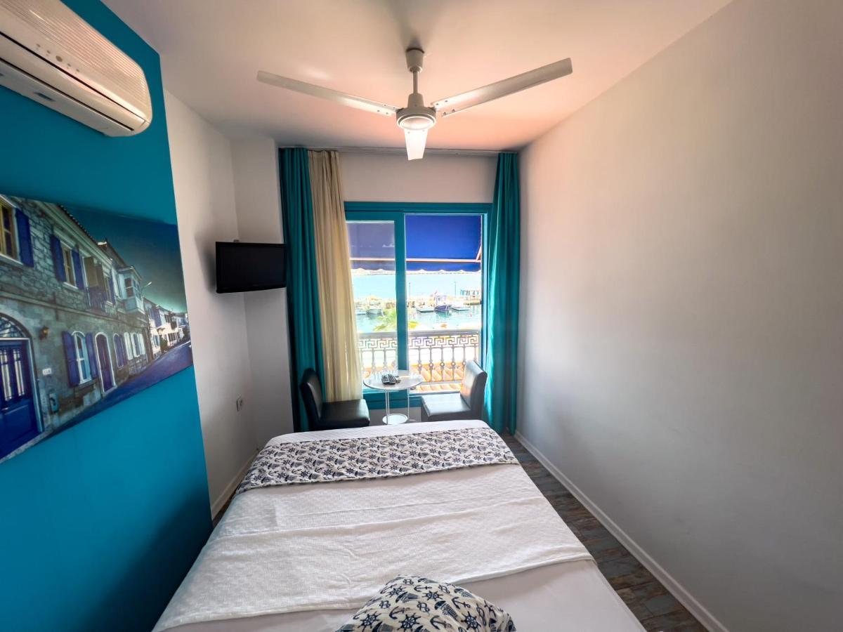 Larimar Hotel Çeşme Exteriör bild