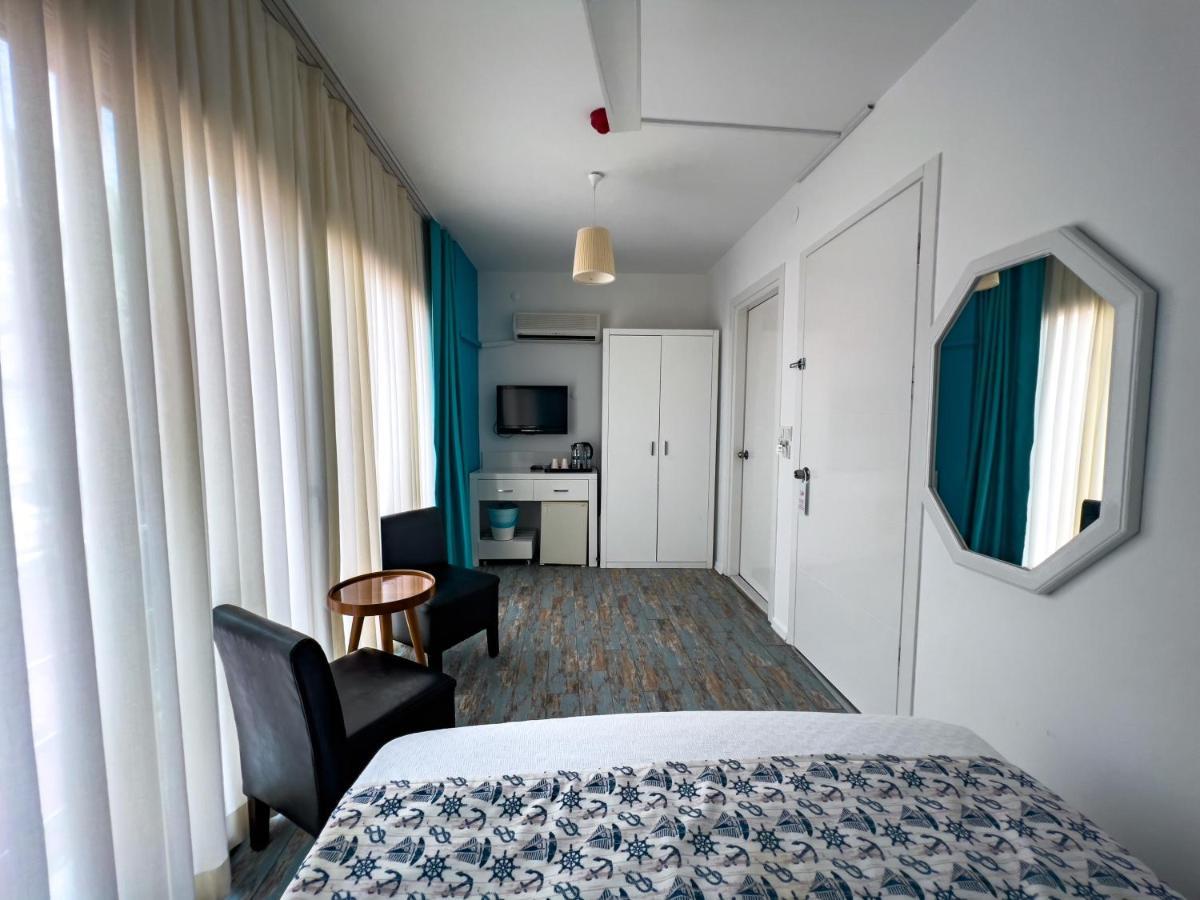 Larimar Hotel Çeşme Exteriör bild