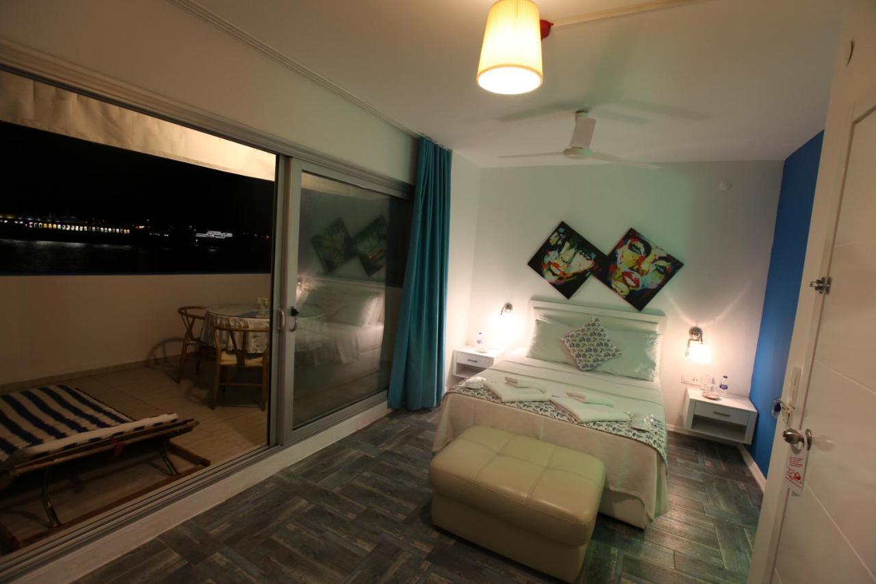 Larimar Hotel Çeşme Exteriör bild
