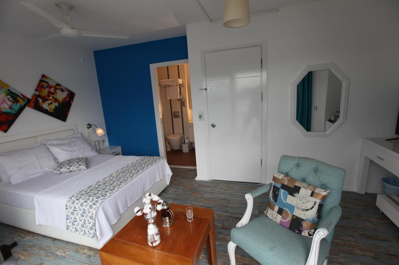 Larimar Hotel Çeşme Exteriör bild